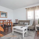 Front Sun Beach Apartment