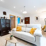 Amazing City Center Apartment