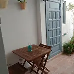 La Esquinita