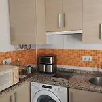 Atico Acogedor, Centrico Y A 2 Min De La Playa.