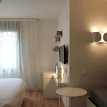 Pol & Grace Hotel