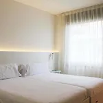 Pol & Grace Hotel