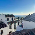 La Casa De La Iglesia