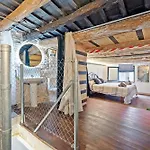 Hauzify I Novavila Centre Rooms