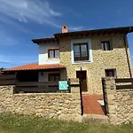 Casa La Escuelina En Villanueva