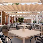 Los Amigos Beach Club