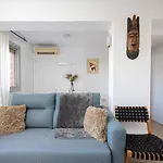 2 Bdr Apt In Cornella 5 Mins Form The Metro
