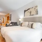 Aspasios Plaza Real Apartments