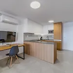 Ocean View 2Bedroom Apartment In Los Cristianos, Heated Pool, 3 Minutes To Beach