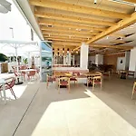 Punta Candor Suites