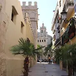 Apartamentos La Lonja