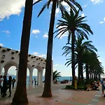 Apartamentos Balcon De Europa