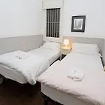 Letsgo Camp Nou Apartment