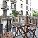 Apartment Barcelona Rentals - Sarria Apartments Near Center