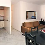 Aptos.Varios Leo Islantilla