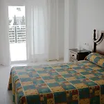 Apartamentos Marineu Cala Gonzalez