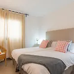 Apartamentos Cornellalux