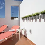 Singularstays Mosaic