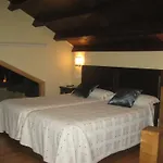 Apartamentos Rurales Romallande