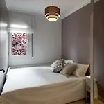 Quiron Apartment