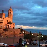 Pure Palm Springs Apartment Sitges