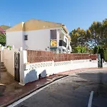 Malagasuite Bungalow Pool