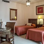 Apartamentos Plaza Cavana 5