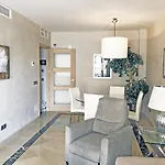 Apartamentos Marina Del Castillo