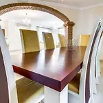 Villa Espana