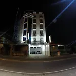 Rose Hotel