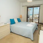 Marina Real 162