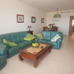 Los Granados 1302