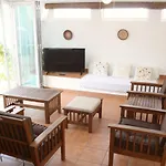 Veranda House Near The Beach