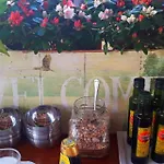 Welcome Inn Nerja Guest House Luxury Bed & Breakfast
