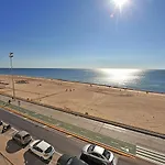 Frente Playa Victoria Puesta Sol