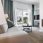 Ld - Modern 2 Bedroom Apartment In The Golf Valley