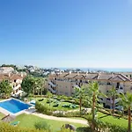 Miraflores Hills