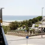 Apartamentos Escalera De La Atalaya
