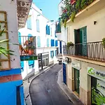 Charming Patio Amazing Location By Hello Homes Sitges