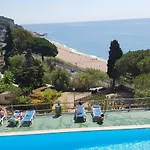 Apartment Beach Front Sant Pol