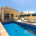 Holiday Home 2 Casas By Interhome
