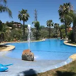 M&M Reserva De Marbella