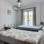 Villa Media Legua