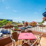 Oyo Hostal Casa Feliu