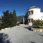 Casa-B Bed & Breakfast, Adults Recommended