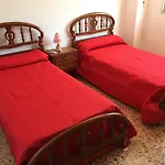 Chalet Con Barbacoa, Chimenea Y Piscina En Alhaurin De La Torre