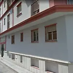 La Casita Roja