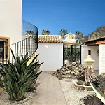 Villa Sunshine