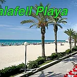 Playa Y Montana En Calafell