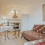 Home Nina